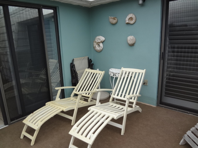 copy78_Sun Patio off Bedrooms (2)