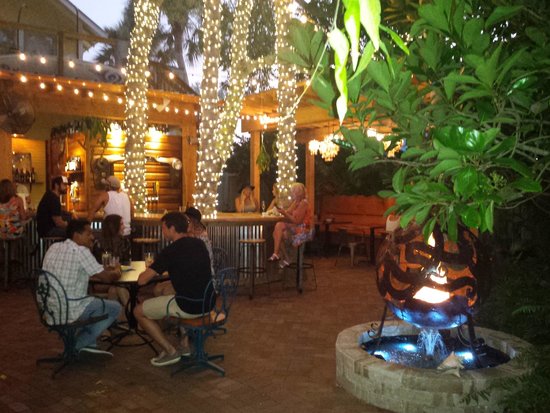 garden-patio-at-third